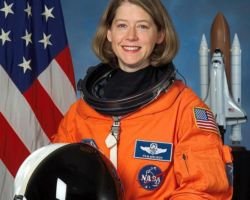 Pamela Melroy (1961- )